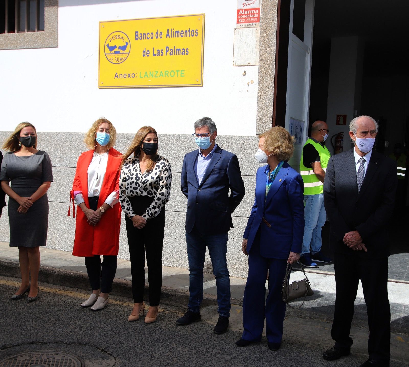 La reina Sofía visita el Banco de Alimentos de Lanzarote 