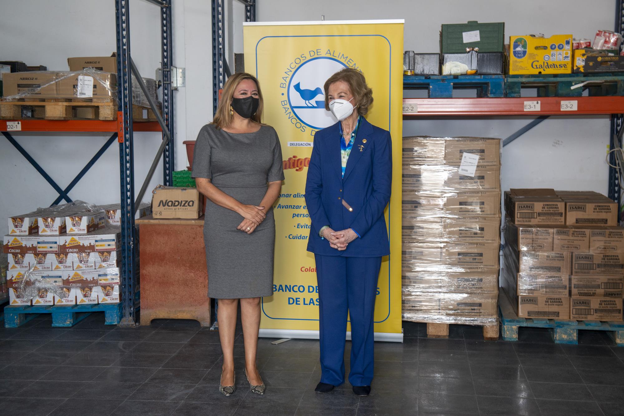 Visita Reina Sofia al Banco de Alimentos Lanzarote 
