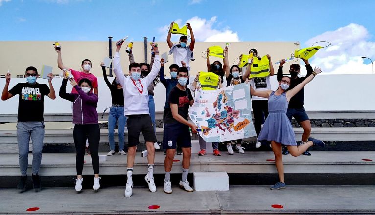 Grupo de alumnos del proyecto IES Las Maretas Grupo de alumnos del proyecto IES Las Maretas