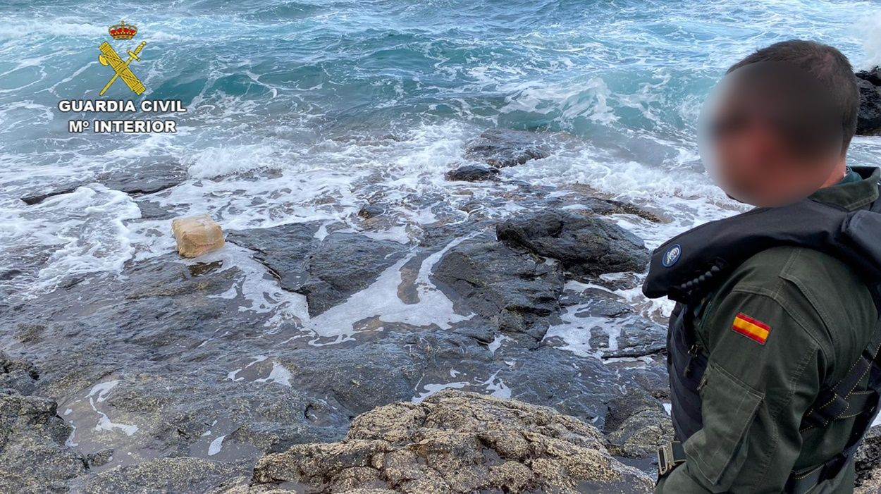 Hachís localizado en aguas entre Lanzarote y Fuerteventura