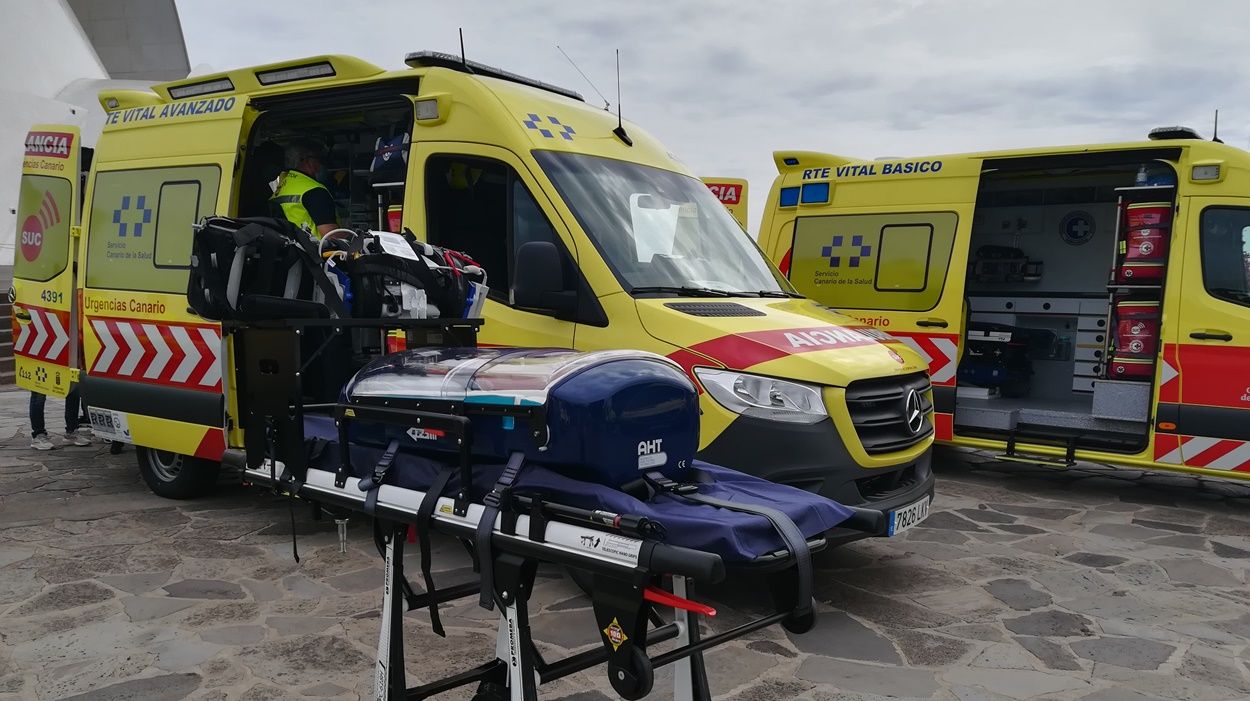 Presentación de nuevas ambulancias para Canarias