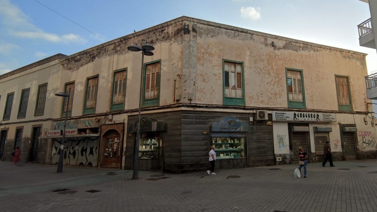 Fachada del antiguo Hotel Oriental