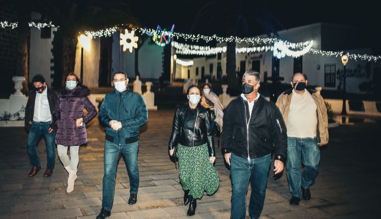 Encendido de la iluminación de Navidad en Teguise