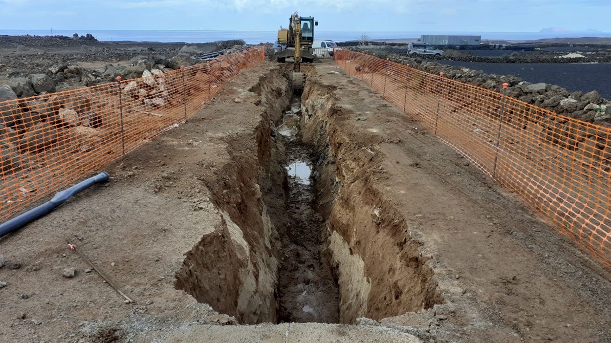 Obras de mejora del saneamiento en Tinajo