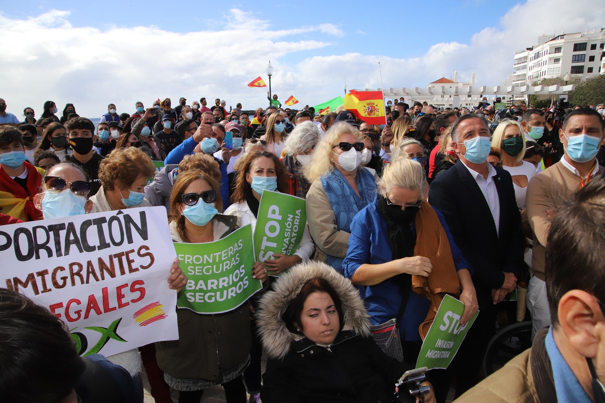 Santiago Abascal lidera la manifestación  en Lanzarote . (Fotos: Sergio Betancort)