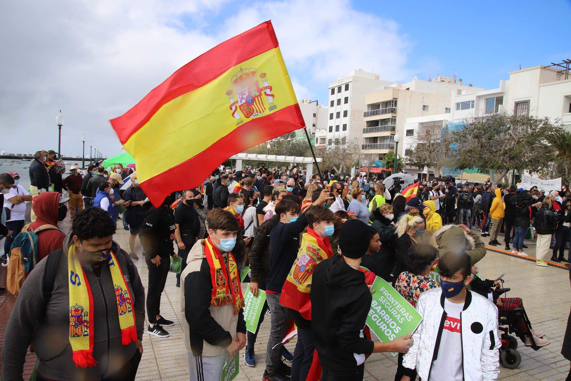 Santiago Abascal lidera la manifestación  en Lanzarote . (Fotos: Sergio Betancort)