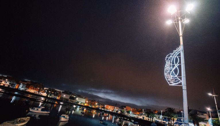 Iluninación navideña en todo el paseo del Charco de San Ginés, en Arrecife. Nuevas imágenes decorativas estrena este 2020 la capital de Lanzarote