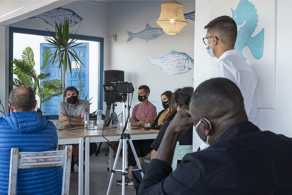 Emotivo homenaje a los fallecidos en Órzola. Fotos: @pepsalip