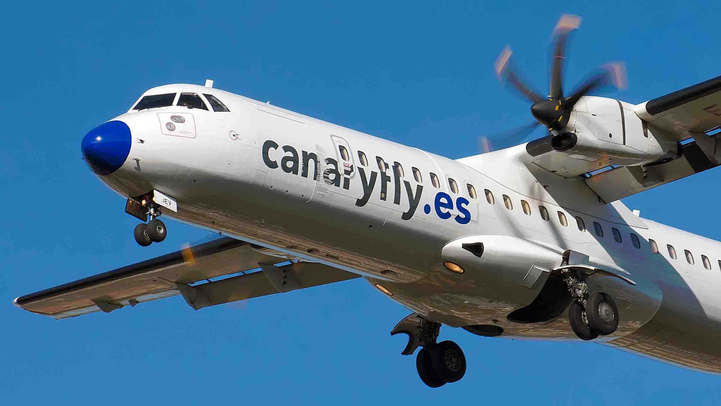 Avión de CanaryFly
