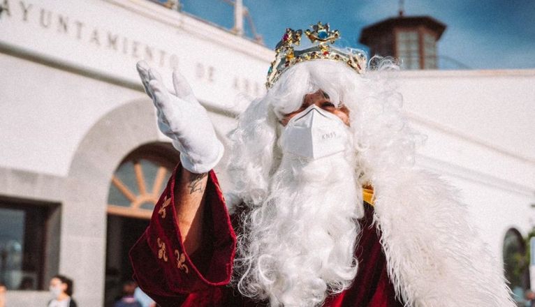 Salida de los Reyes Magos desde el Ayuntamiento de Arrecife para visitar todos los barrios