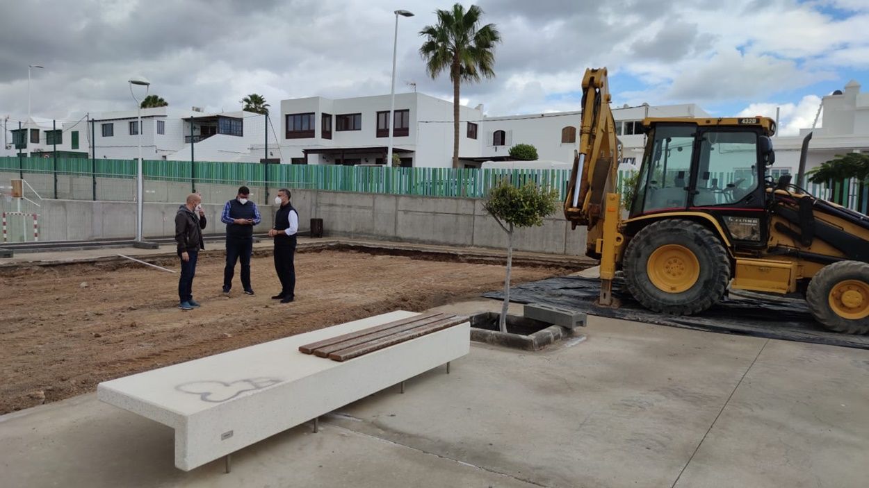 Visita a las obras de la cancha multiusos del Centro Deportivo Playa Honda