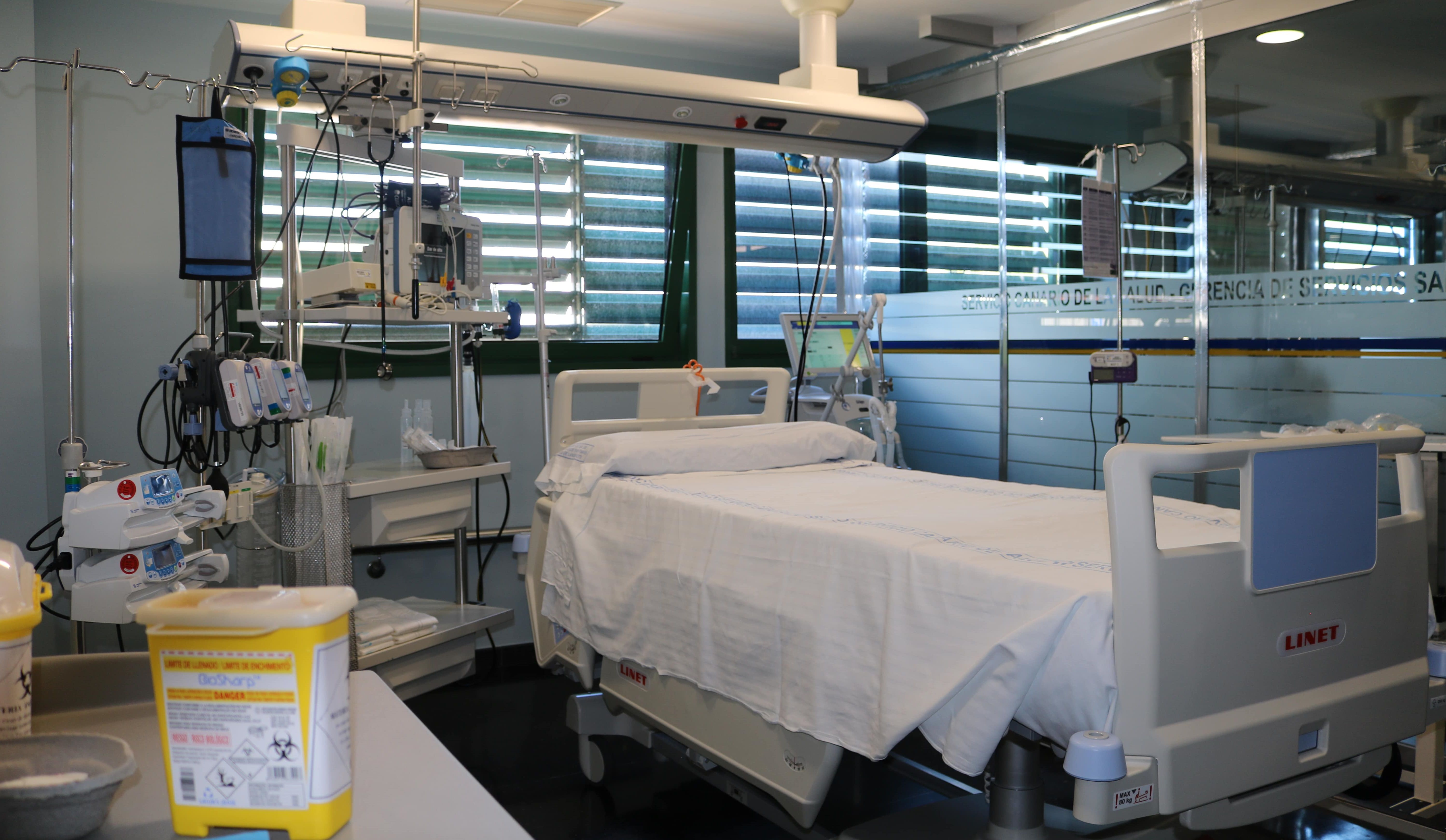 UCI creada en la Unidad de Reanimación Postquirúrgica del Hospital ante la crisis del Covid en Lanzarote