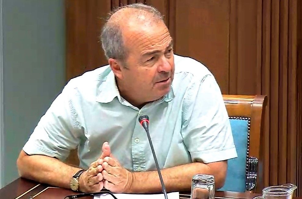 Francisco Déniz, portavoz del Grupo Parlamentario Sí Podemos Canarias en la Comisión de Turismo