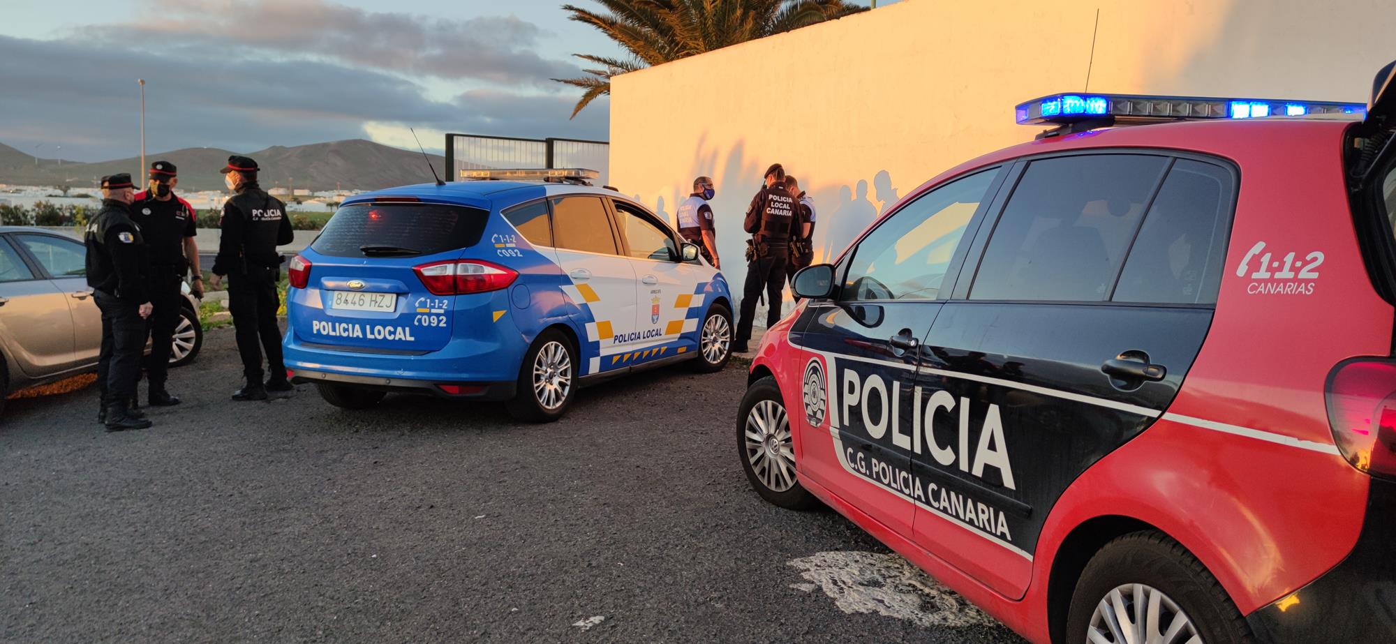 Nuevo dispositivo conjunto de la Policía Local y Policía Canaria Fotos: Sergio Betancort