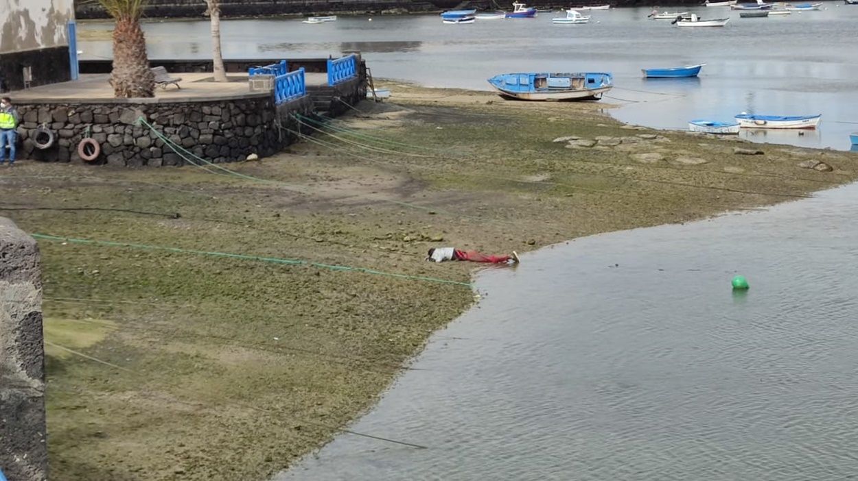 Hallazgo de un cadáver en el Charco de San Ginés .Fotos: Sergio Betancort