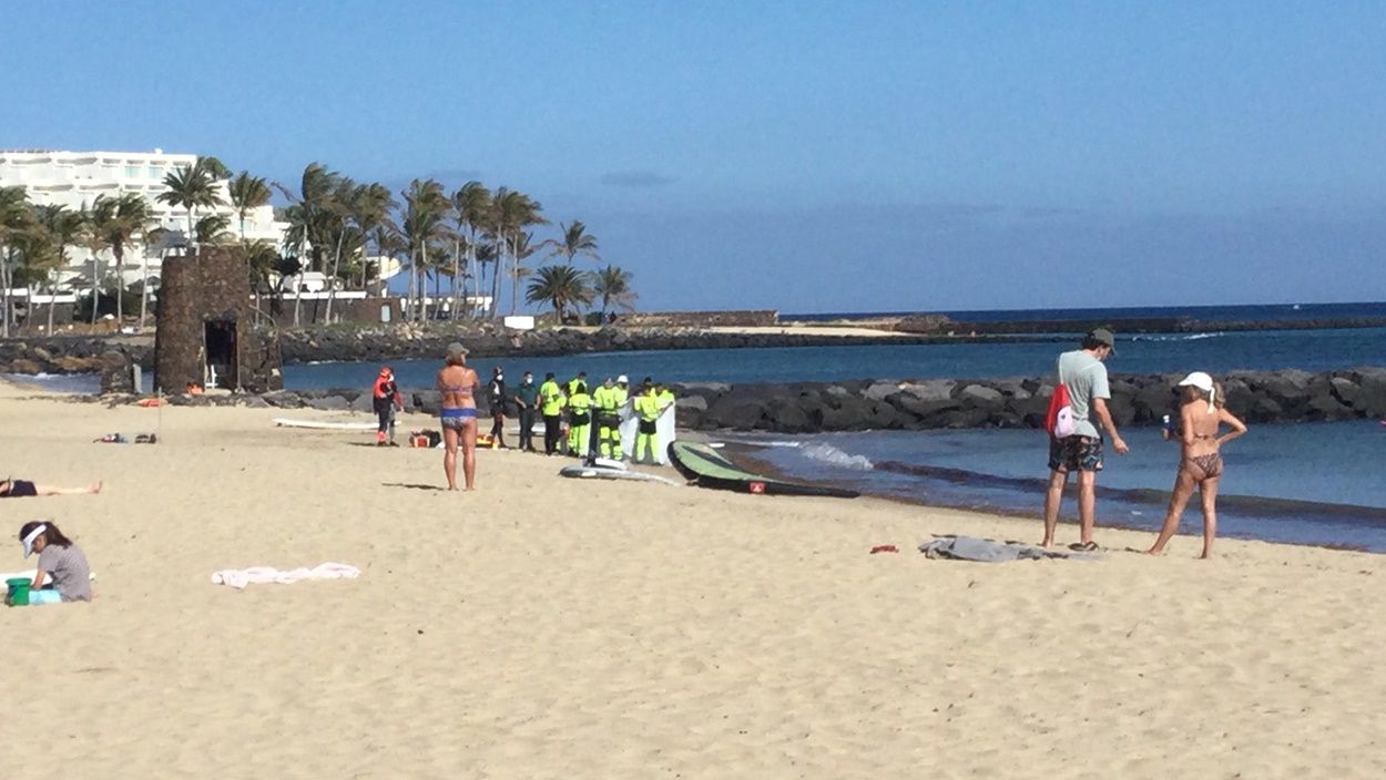 Incidente en la Playa de Las Cucharas de Costa Teguise