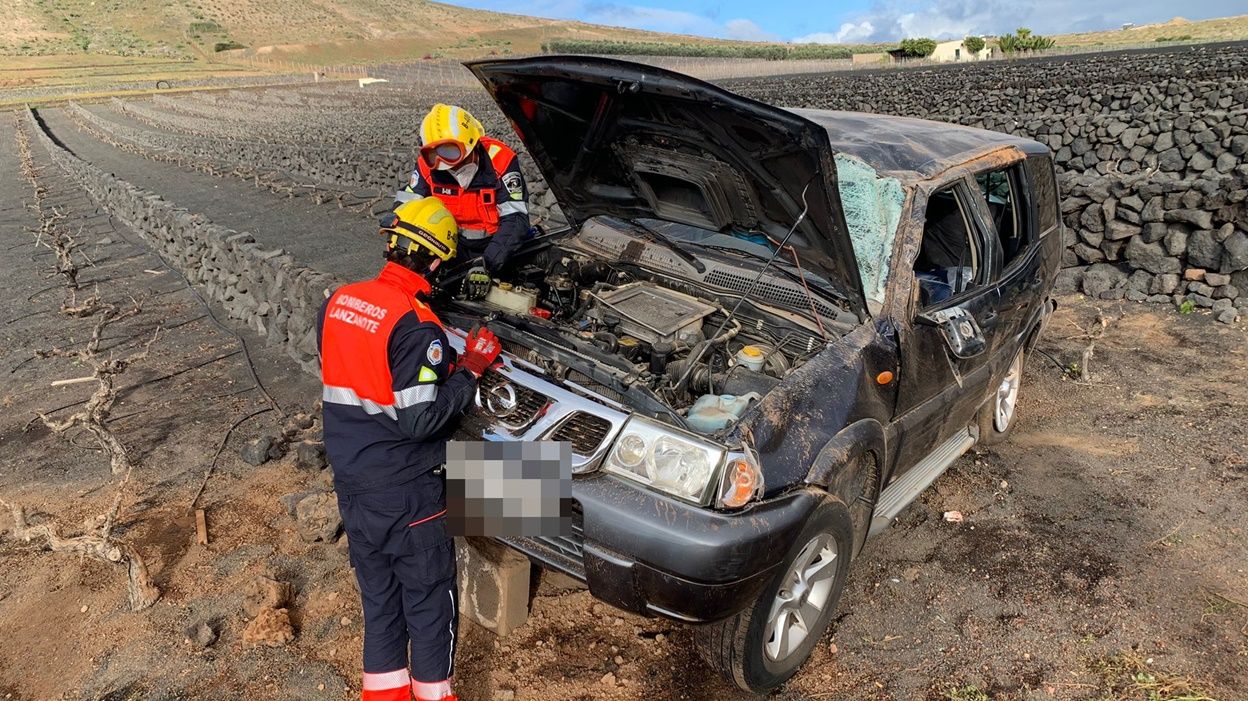 Imagen del accidente registrado en la rotonda de Uga