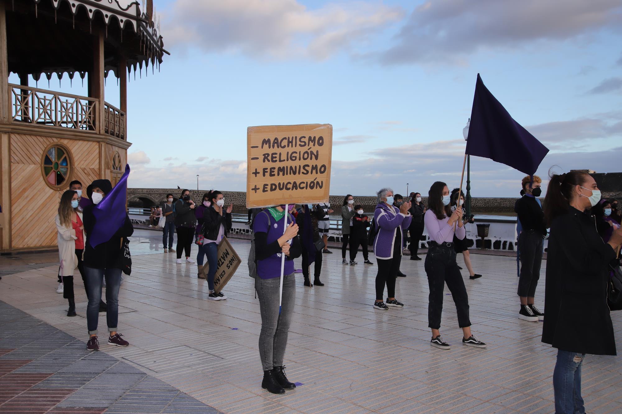 Concentración de la Plataforma Feminista por el 8 M