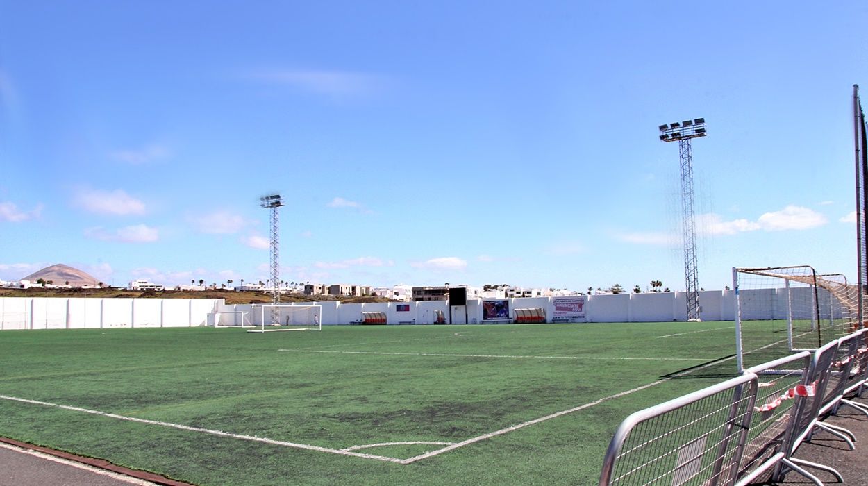 Campo de fútbol de Puerto del Carmen