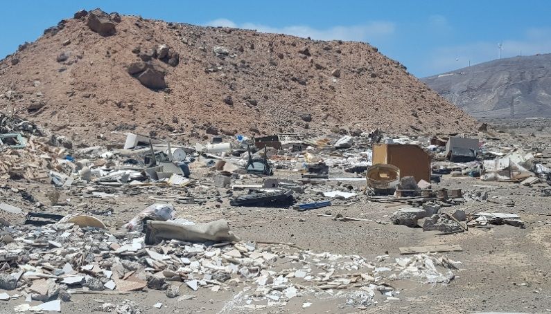 Punto de vertido ilegal de escombros en Lanzarote