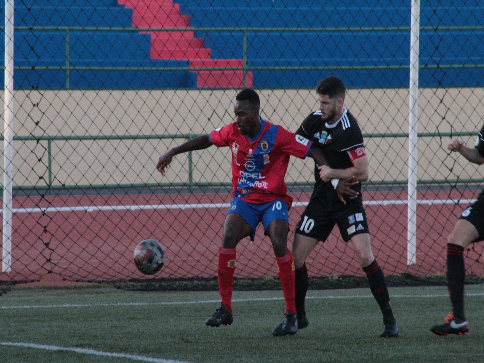 La UD Lanzarote cede un empate ante el Guía en los  minutos finales