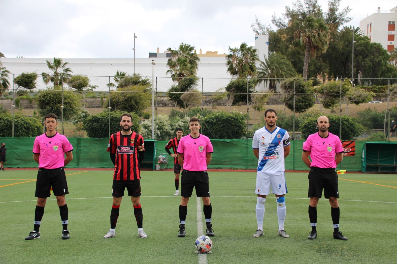 La UD Lanzarote doblega al Unión Viera y sigue en línea ascendente (1-2) La UD Lanzarote doblega al Unión Viera y sigue en línea ascendente (1-2)