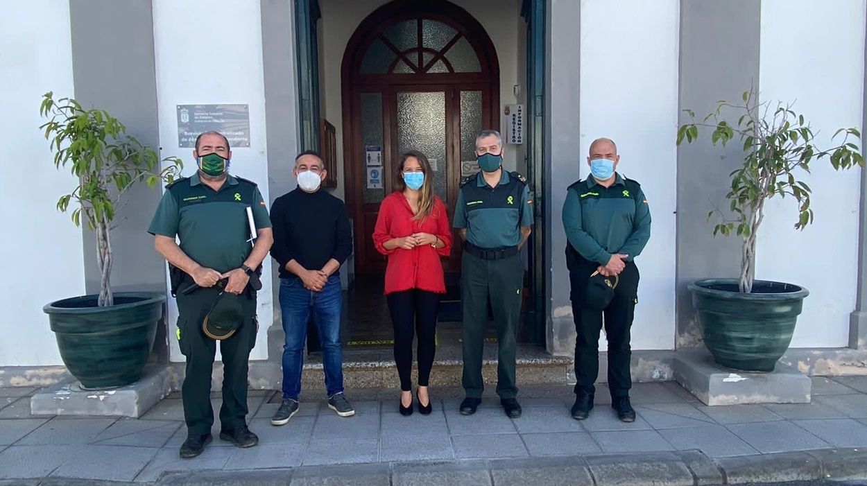 Reunión en el Ayuntamiento de Haría sobre el SIVE que se instalará en Guinate