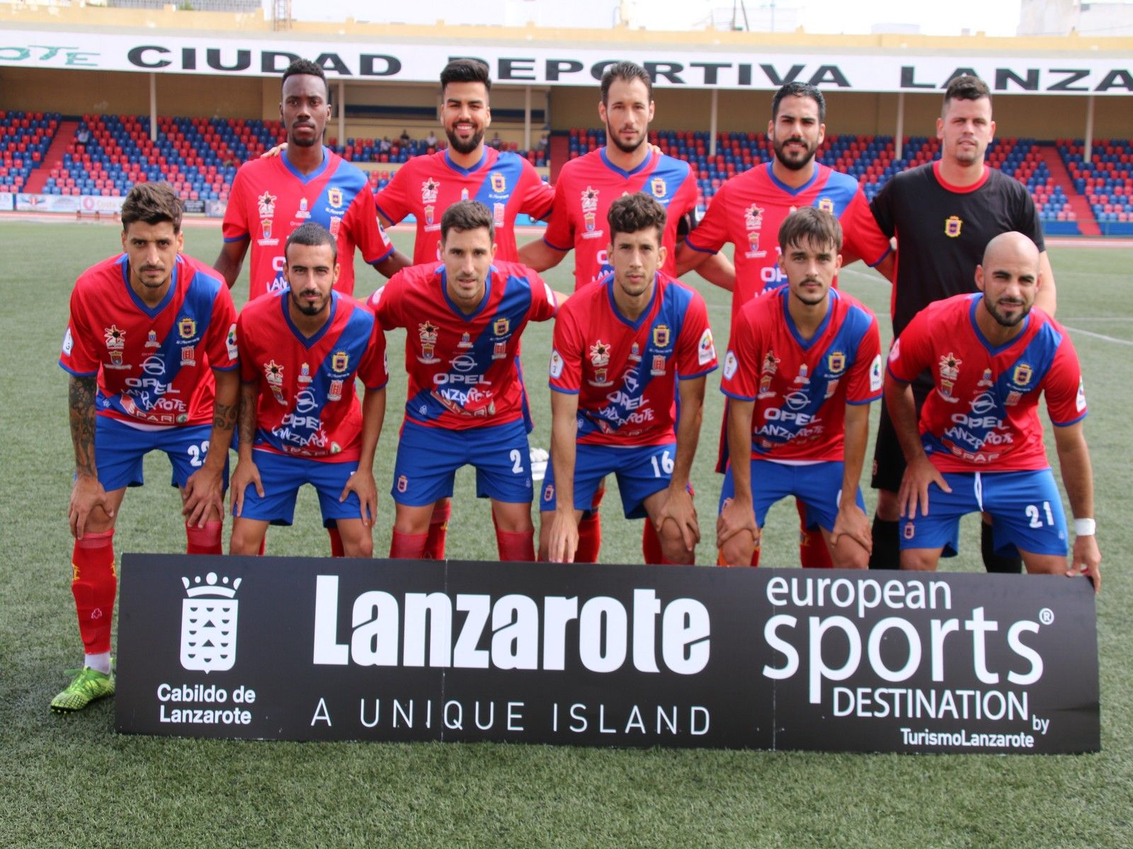 Derrota por la mínima de la UD Lanzarote ante la UD San Fernando Derrota por la mínima de la UD Lanzarote ante la UD San Fernando
