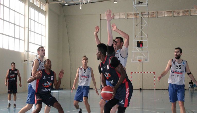 BALONCESTO. ALOE PLUS LANZAROTE CONEJEROS   TOBARRA (1)