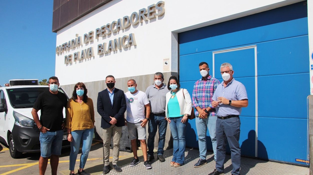 Reunión del Ayuntamiento de Yaiza con las cofradías de pescadores