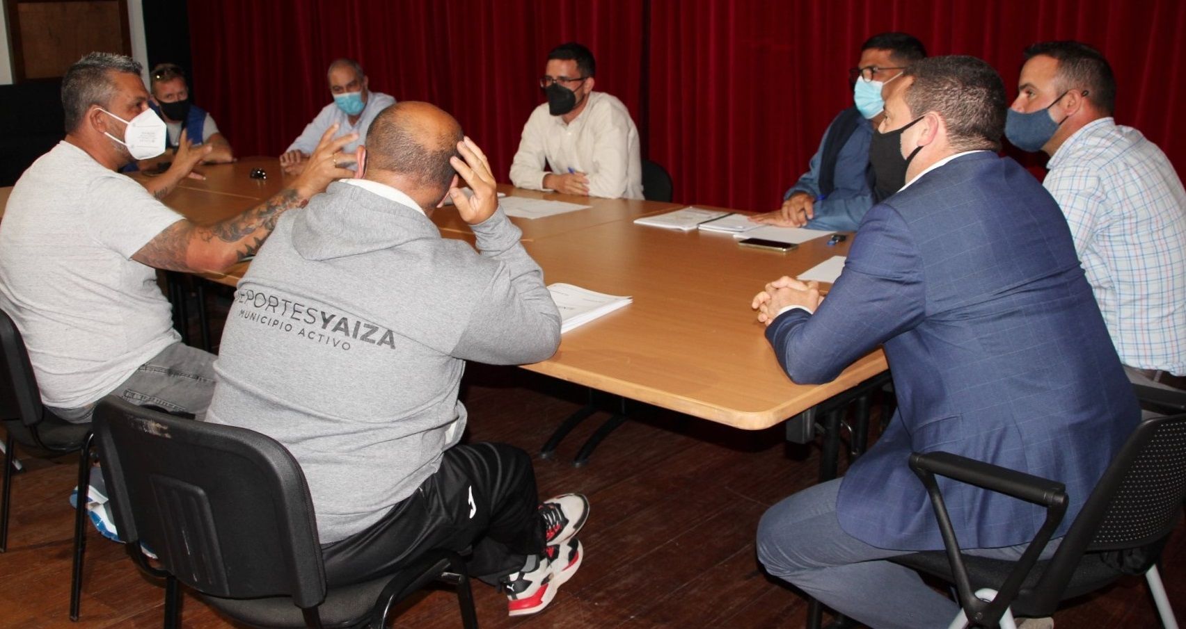 Reunión del alcalde, Óscar Noda, con representantes del Club Unión Sur Yaiza