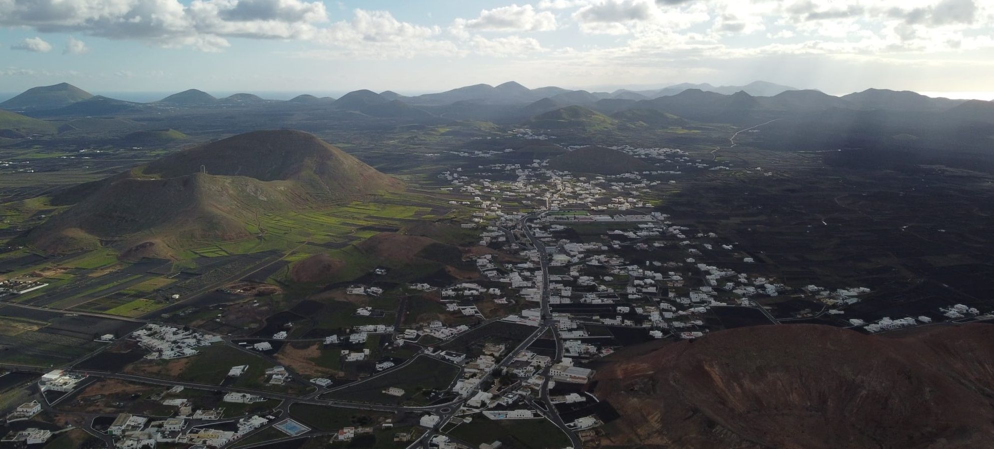 Viviendas del municipio de Tinajo vistas desde el aire