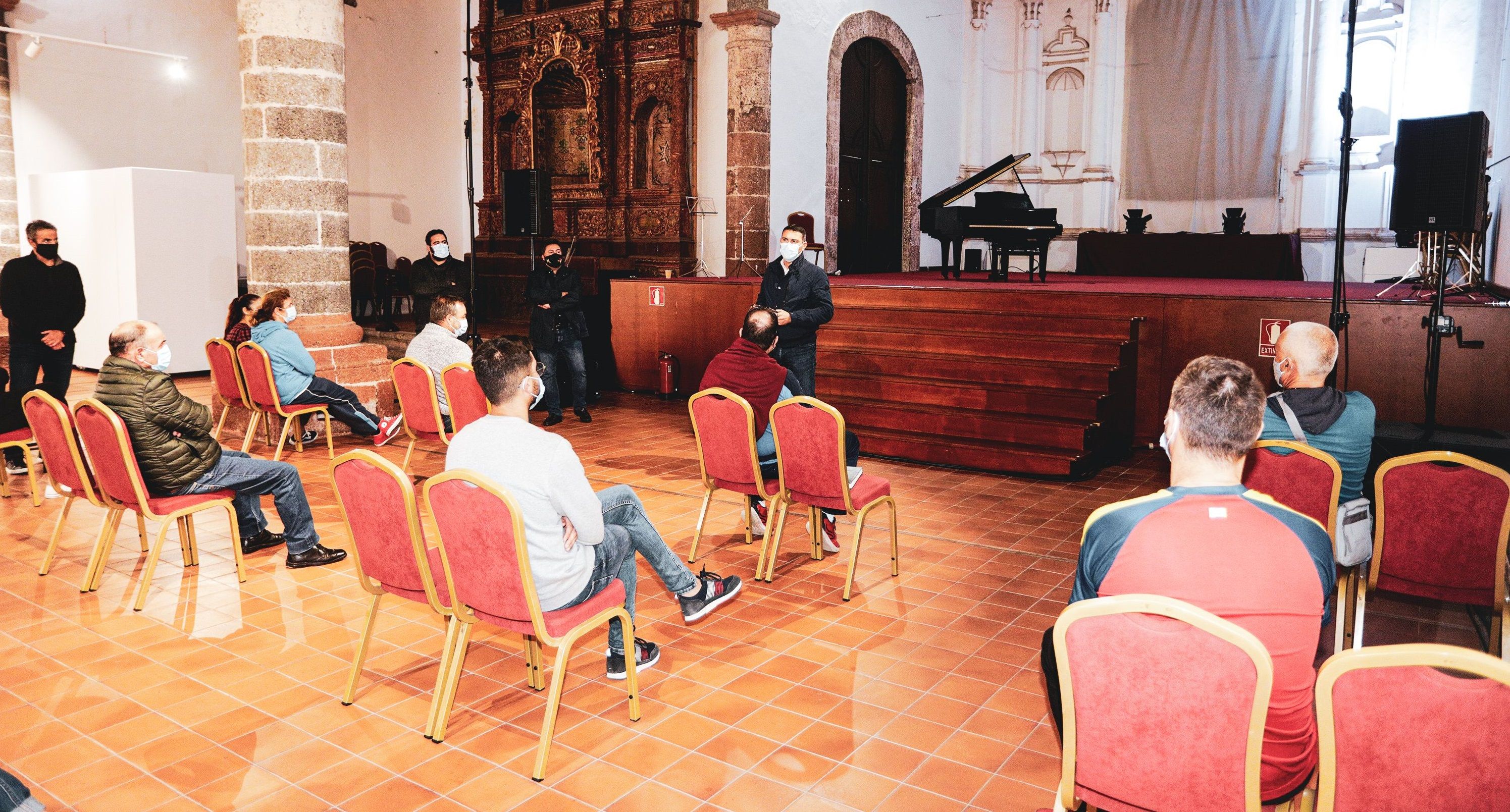 Reunión del alcalde de Teguise con colectivos deportivos