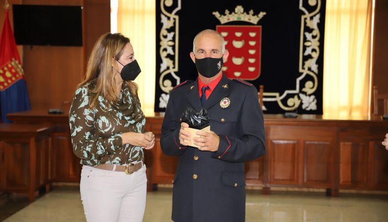 Reconocimiento al Bombero D. Bienvenido Cáceres (11)