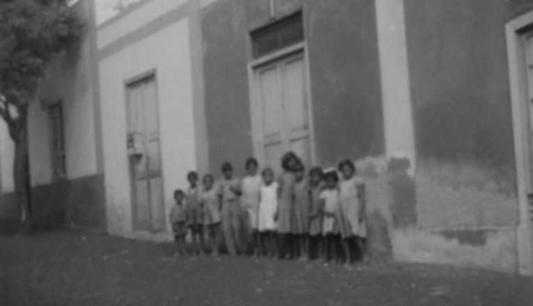 Escuela en casa de Cabrera, a finales de los años 40