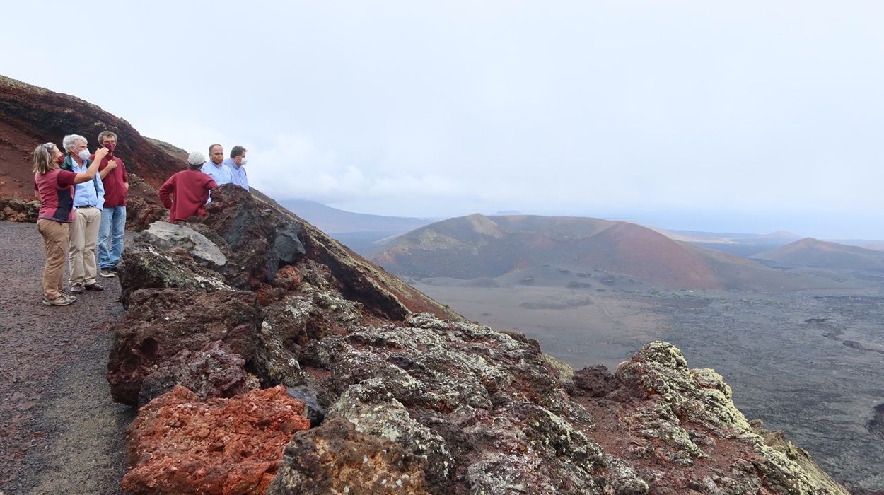 Visita de José Antonio Valbuena a Timanfaya