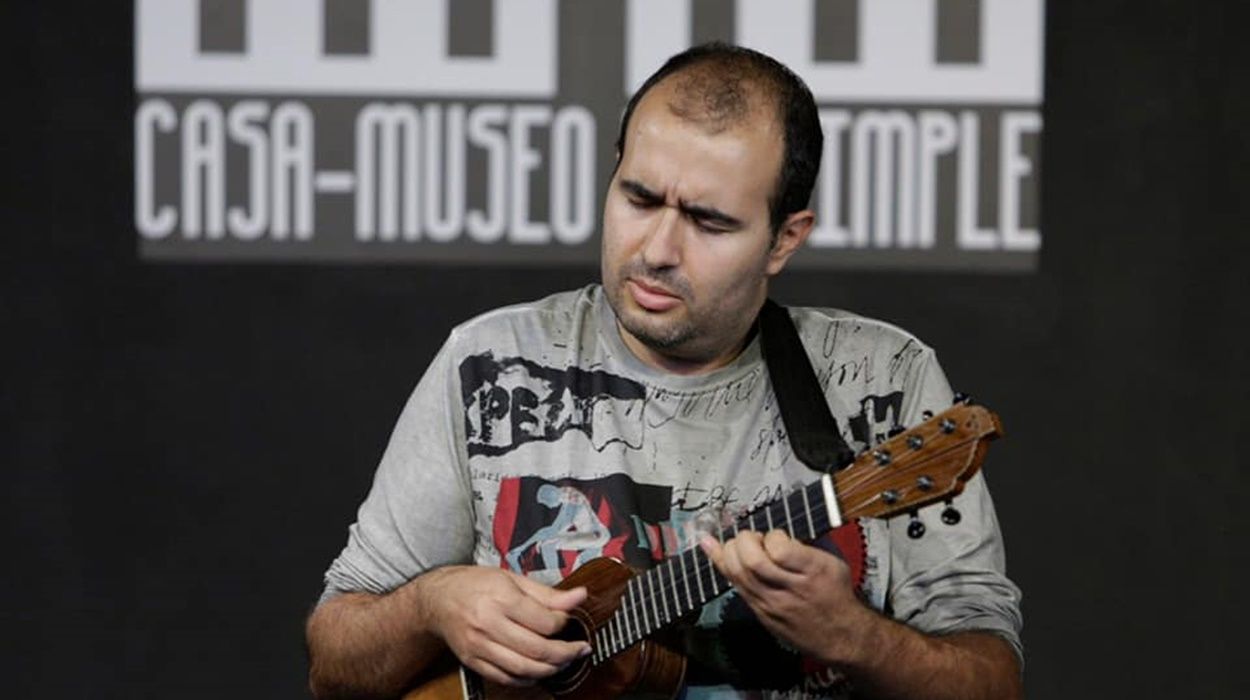 El timplista Yone Rodríguez, en su actuación en la Casa Museo del Timple de Teguise