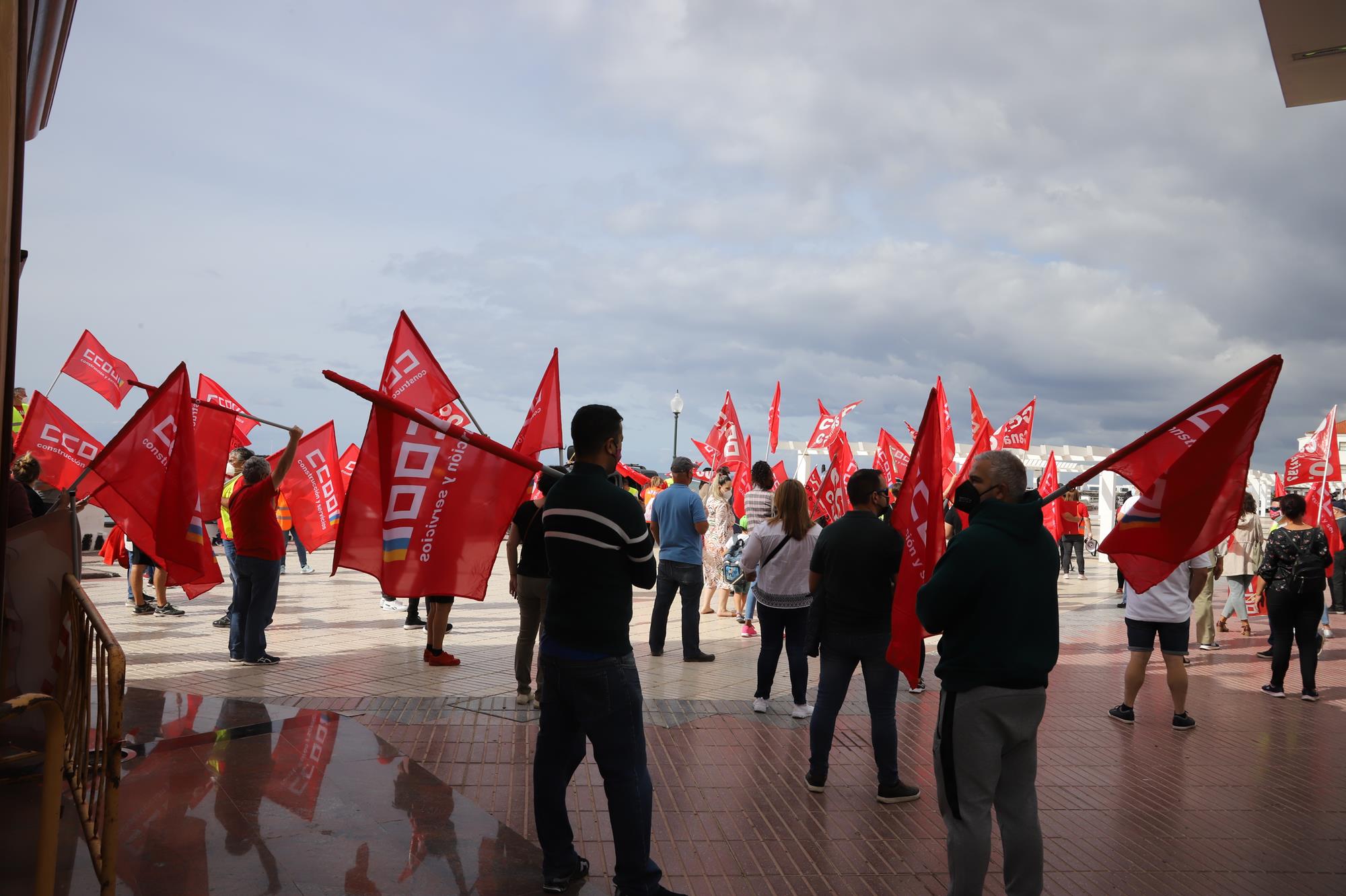 Concentración de CCOO en el Parque Ramírez Cerdá