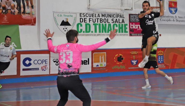 BALONMANO.SAN JOSÉ   BUEU (4)