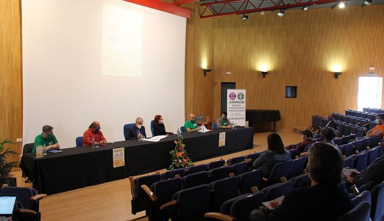 Jornada sobre vivienda digna y abusos bancarios en Tías Jornada sobre vivienda digna y abusos bancarios en Tías