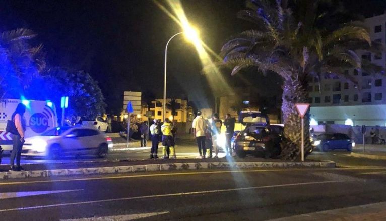 Colisión de dos coches en Arrecife Colisión de dos coches en Arrecife