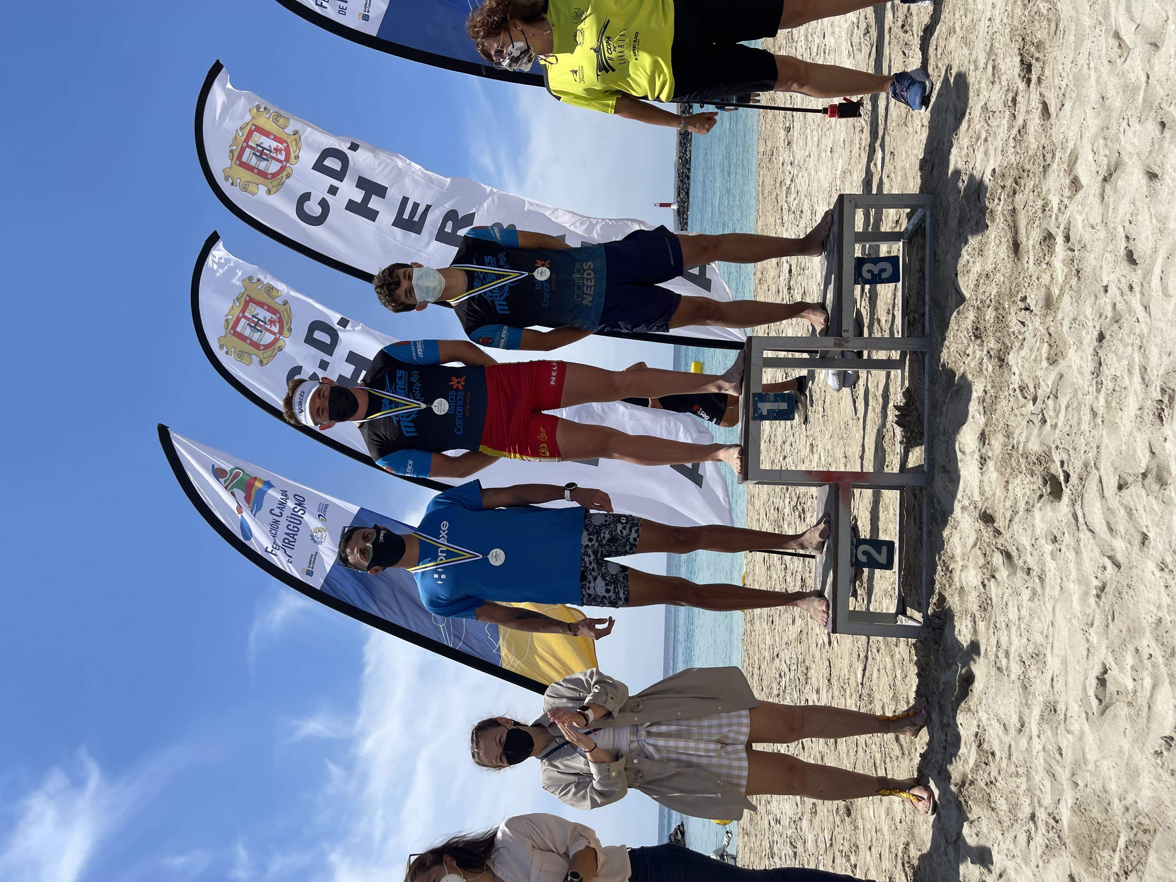 Los Marlines arrasan en la II Copa de Canarias de Kayak de mar