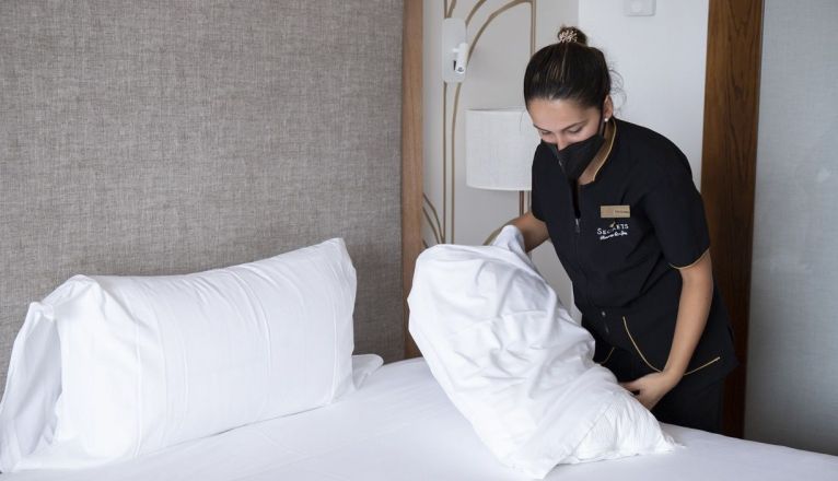 Estefanía Olivares, camarera de pisos del Hotel Secrets Lanzarote Resort & Spa