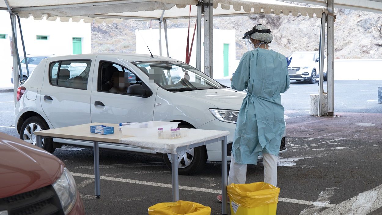 Toma de muestras para pruebas de Covid 19 en Lanzarote