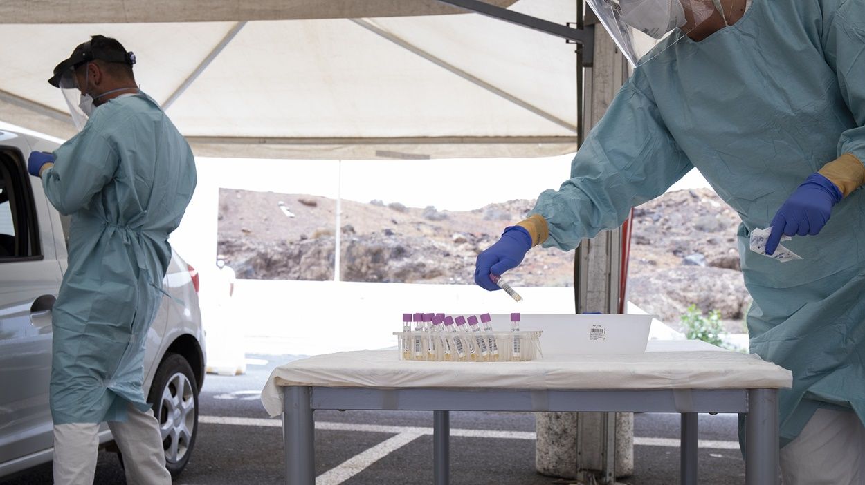 Toma de muestras para pruebas de coronavirus en Lanzarote