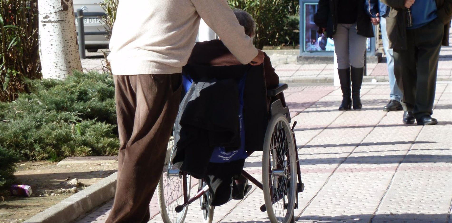 Imagen de una persona con dependencia en Canarias Imagen de una persona con dependencia en Canarias