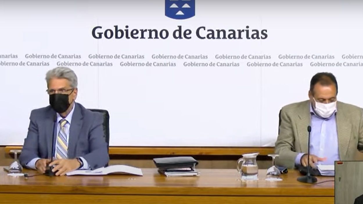Rueda de prensa del consejero de Sanidad y del portavoz del Gobierno de Canarias