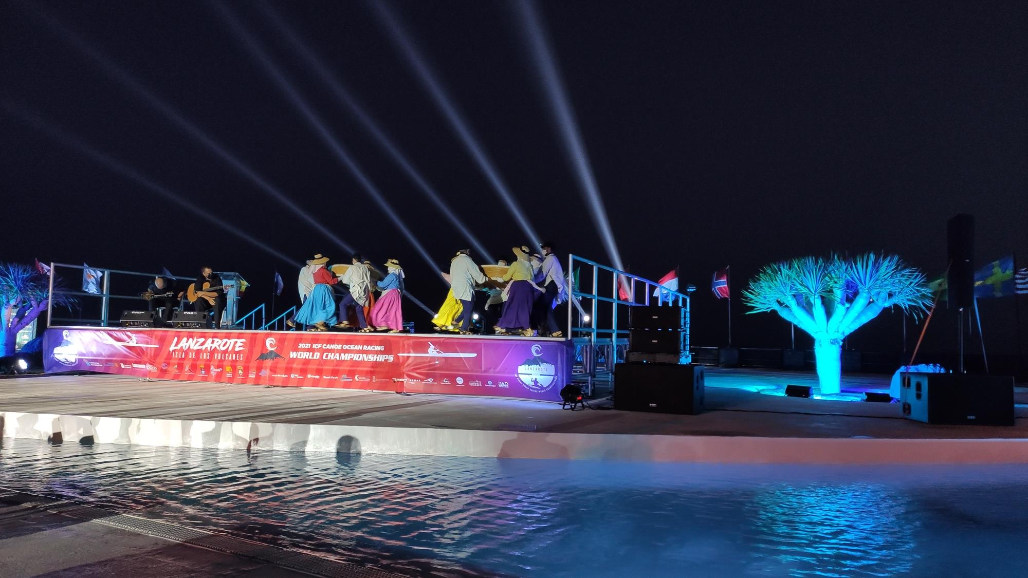 Ceremonia de apertura de la ICF Canoe Ocean Racing World Championship