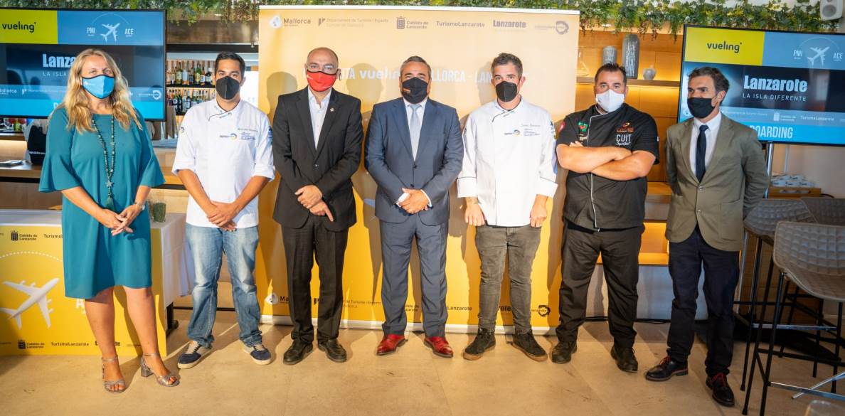 Lanzarote y Mallorca realzan su riqueza gastronómica para promocionar la ruta de Vueling que enlaza por primera vez ambas islas