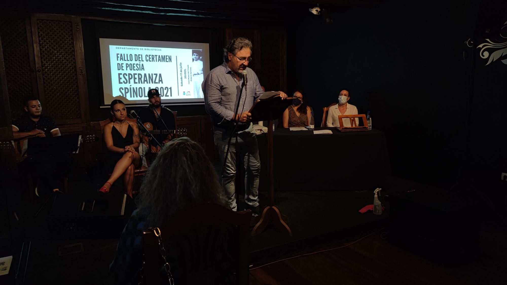 Concurso de Poesía Esperanza Spínola  